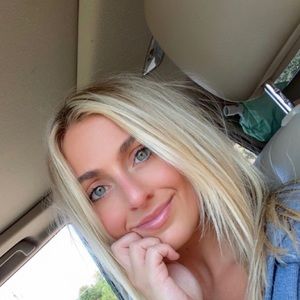 Meet your Posher, Kelsie